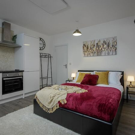 King Sized Luxury - Stylish Studio Flat بلاكبول المظهر الخارجي الصورة
